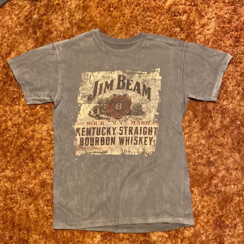 Vintage Jim Beam T-Shirt. Size Medium